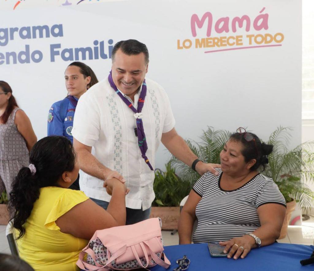 Renán Barrera impulsa programas sociales para el desarrollo integral del Municipio