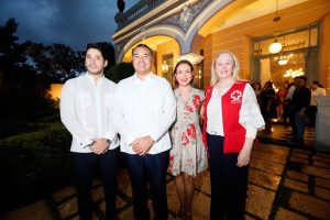 Renán Barrera Concha tomó  protesta a la nueva directiva de la Cruz Roja Mexicana Delegación Mérida.