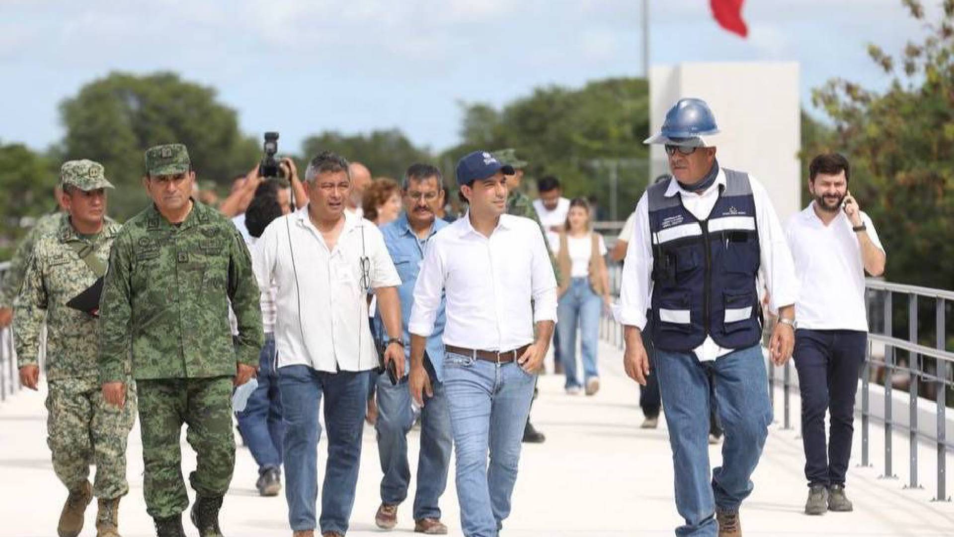 Visita El Gobernador Mauricio Vila Dosal La Obra Del Gran Parque “la