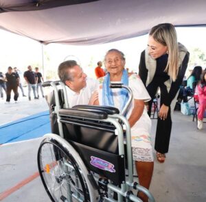 El Ayuntamiento de Mérida otorga más apoyos, a las comisarías que más lo necesitan.