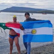 Único mexicano yucateco Carlos Franco en un grupo de nadadores internacionales en llevar a cabo la travesía cruzo en Canal de Beagle en Argentina