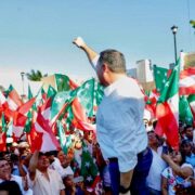 Renán Barrera se pronunció en favor de los mexicanos que marcharon por la democracia