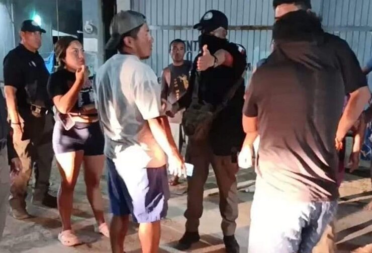 Agentes federales durante un decomiso de especie en veda fueron violentados por un grupo de 300 personas en Dzilam de Bravo