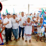 Vamos por una nueva etapa de prosperidad yucateca basada en una economía popular y solidaria: Renán Barrera