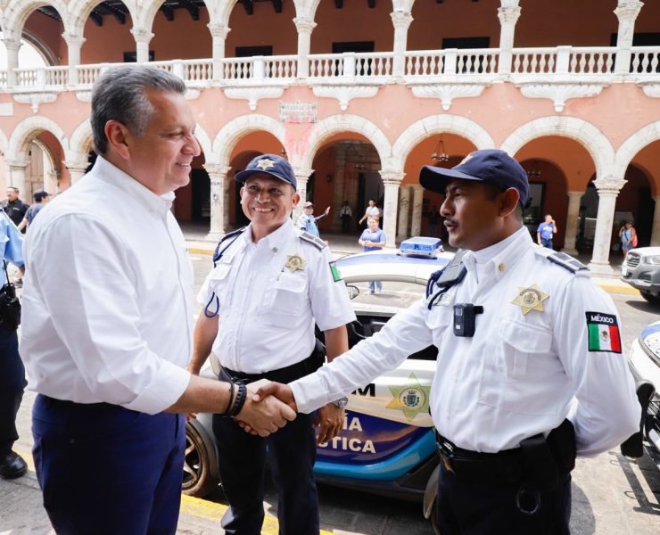 El Ayuntamiento destaca labor de la Policía Turística como elemento clave en el trato amable y seguridad de los visitantes nacionales y extranjeros