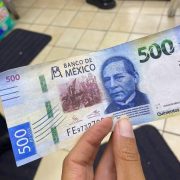 Se detectan 11 billetes falsos cada 24 horas en Yucatán