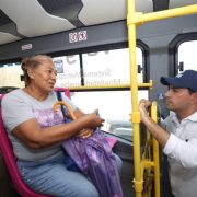El Gobernador Mauricio Vila Dosal supervisa funcionamiento de rutas del Sistema de Transporte Va y Ven que prestan servicio en el Sur de Mérida