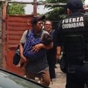 Sujetos sin corazón le da pollo envenenado a una familia humilde