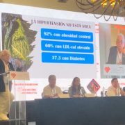 Este grave problema se explica en buena parte por que no entendemos correctamente el fenómeno y no podemos romper paradigmas muy difundidos y que resultan ineficaces para lograr un verdadero control de la enfermedad.