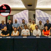 Vida Gómez Herrera, se reunió con los empresarios de este sector en el encuentro “Espacios de Dialogo con Candidatos”, para exponer su proyecto de gobierno que se concretará en alianza con la iniciativa privada, para marcar el rumbo a un estado con futuro.