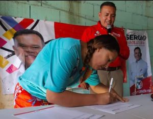 Sergio Vadillo Lora, hizo un llamado a los sindicatos, gobierno y empresarios yucatecos, para mejorar el salario de los trabajadores.