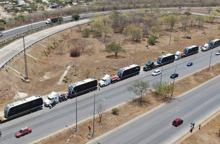 Llegaron 6 nuevos unidades del Ie-Tram desde España