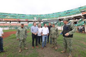 Con la supervisión del Gobernador de Yucatán, Mauricio Vila Dosal, se presentan los trabajos de renovación, en el Estadio de Béisbol Kukulcán Álamo. 