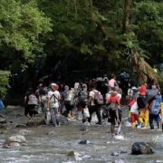 Biden firmará orden ejecutiva para limitar asilos