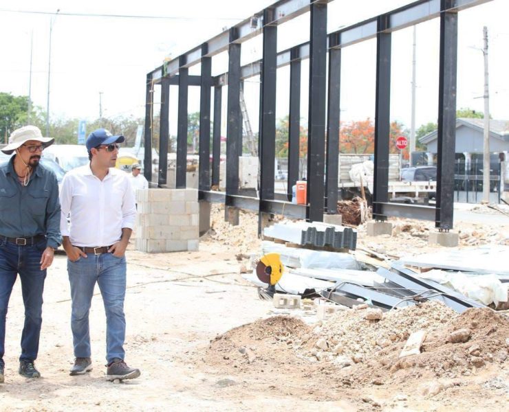Durante el recorrido del Gobernador, donde constató los avances de la obra, se detalló que ahí convergerán las rutas “Va y Ven” Circuitos Periférico y Poniente, Plazas y Universidades; y las rutas convencionales de Alemán, Jardines del Norte, Las Águilas y Vega del Mayab.