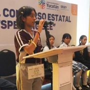 Más de 500 alumnos de Secundaria participan en el concurso de Spelling Bee