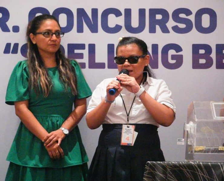 Destaca estudiante de Muna con discapacidad visual en competencias estatales