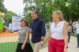 El Alcalde de Mérida Alejandro Ruz, estuvo presente en la inauguración del parque en la Colonia México, y reiteró que los espacios públicos que fomenten la paz social y la convivencia armónica, los construyen el Ayuntamiento y la sociedad. 