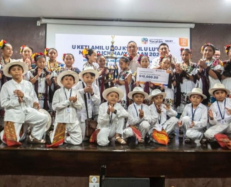 Final del Concurso del Himno Nacional en Lengua Maya