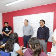 Para el Ayuntamiento de Mérida es importante ofrecer herramientas que permitan el desarrollo integral de niñas, niños y jóvenes del Municipio, y por eso anunció la apertura de la convocatoria para estudiantes de nuevo ingreso a la Academia Municipal de Inglés.