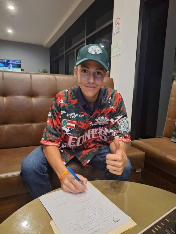 Leones de Yucatán, anuncia la firma del talentoso pitcher diestro, Dereck López,