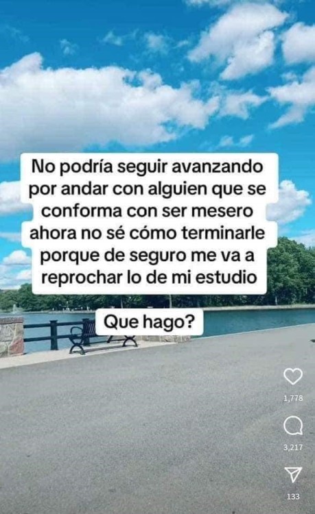 ella afirma sentirse frustrada por la falta de ambición de su esposo, quien aparentemente está conforme con su empleo actual