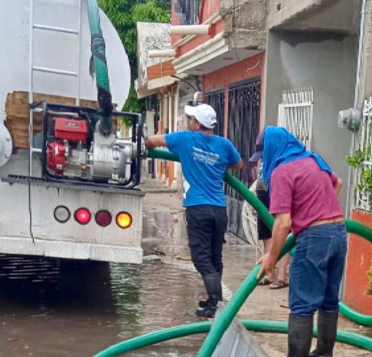 El Ayuntamiento tiene la capacidad para solventar las necesidades derivadas de trombas, chubascos y el mal tiempo que afectan a la ciudad, señaló el Alcalde Alejandro Ruz Castro.