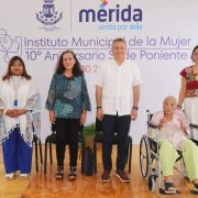 El Presidente Municipal, Alejandro Ruz, señaló que el Ayuntamiento suma más acciones para brindar mejores condiciones de vida y equidad a las mujeres, especialmente a quienes viven en condición de vulnerabilidad o en entornos de violencia.