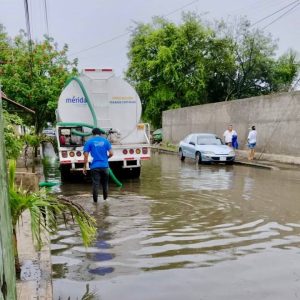 El Ayuntamiento de Mérida refuerza la prevención, ante los posibles daños que pueda dejar el huracán Beryl, en el municipio. 