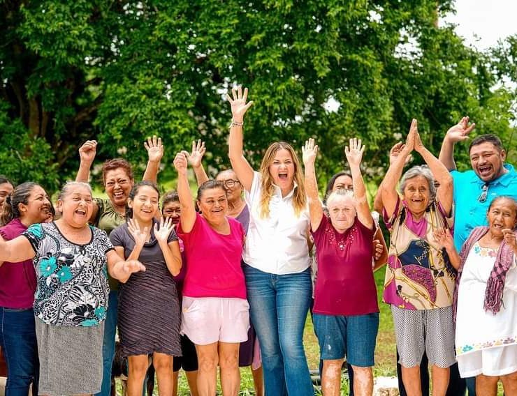 Cecilia Patrón Laviada, presentó a quienes integrarán la Comisión de Transición del gobierno municipal entrante.