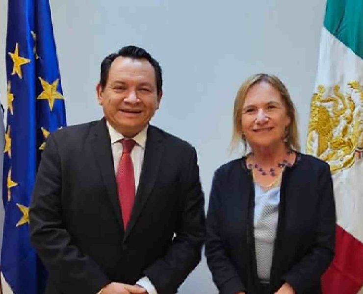 Joaquín Díaz Mena se reunió en la Ciudad de México con la embajadora de Francia, Delphine Borione y el embajador de Italia, Alessandro Modiano, para compartir ideas con el fin de atraer inversiones nuevas favorables para Yucatán.