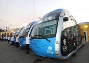 Con la presencia del Gobernador de Yucatán Mauricio Vila, se presentó la Ruta Centro-Umán-Tren Maya del Ie-tram, la cual brindará servicio, a partir del 10 de agosto. 