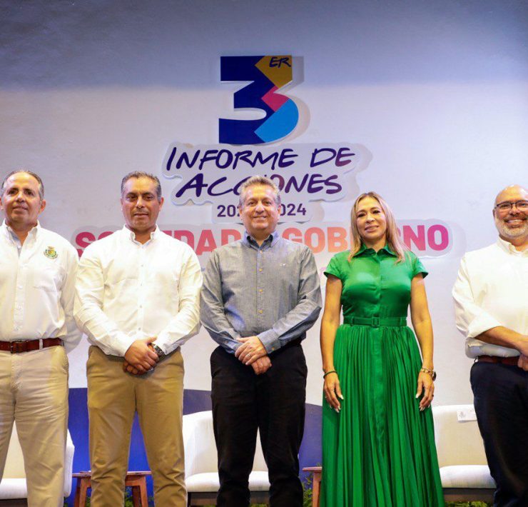 Ayuntamiento reconoce a servidores públicos por su entrega y compromiso con Mérida