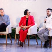 Ruz Castro destacó que, con la creación de la Secretaría de Participación Ciudadana en 2018 y la integración de los 24 Consejos Consultivos y organismos de participación ciudadana, el Ayuntamiento reforzó mecanismos y fomentó el trabajo organizado entre autoridades municipales y los sectores de la sociedad.