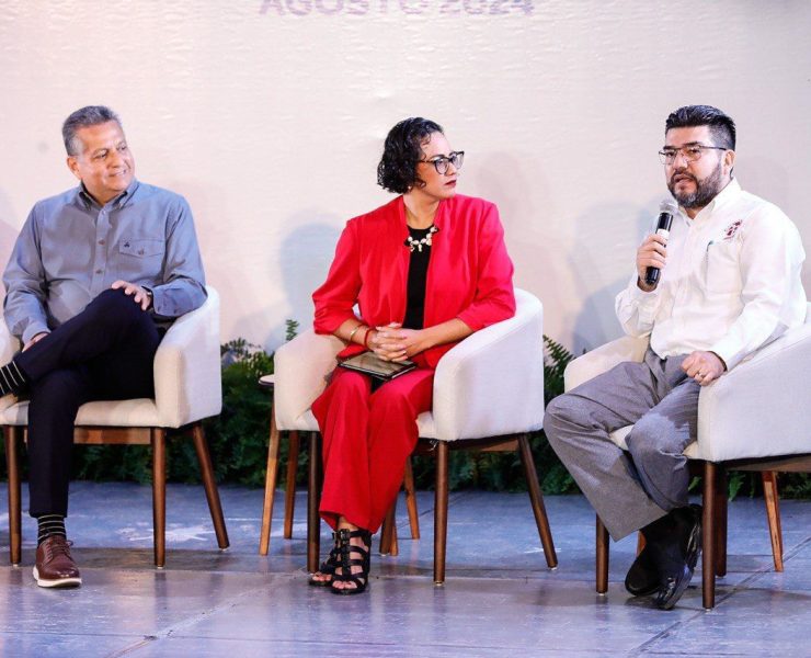 Ruz Castro destacó que, con la creación de la Secretaría de Participación Ciudadana en 2018 y la integración de los 24 Consejos Consultivos y organismos de participación ciudadana, el Ayuntamiento reforzó mecanismos y fomentó el trabajo organizado entre autoridades municipales y los sectores de la sociedad.