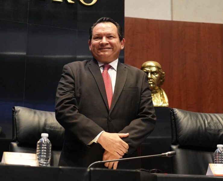 Díaz Mena aseguró que dicha designación, se ha hecho en tiempo y forma, por medio del oficio correspondiente, recibido en las oficinas del Despacho del Gobernador, como consta en el sello plasmado en el documento.