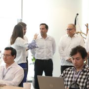 Vila Dosal destacó que también en Yucatán se trabaja en la preparación de capital humano, a través de la Agenda Estatal de Inglés, empezando desde preescolar y kínder, con ambientes bilingües en primaria y secundaria, y culmina con el Programa de Movilidad Internacional.