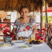 Platillos yucatecos ganan presencia en Costa Rica, y despiertan el interés, por medio del sabor, de conocer la cultura, bellezas y tradiciones del estado, como resultado de la promoción que realiza la Federación Gastronómica de Yucatán.