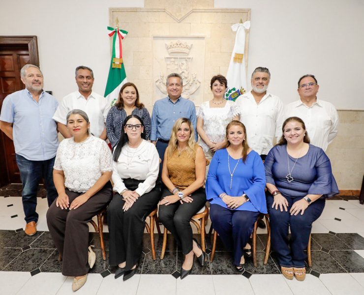 Alejandro Ruz Castro agradeció a las y los integrantes de la Comisión por participar en este ejercicio de transparencia y rendición de cuentas, con el cual se dará cumplimiento a lo que contempla en la materia la Ley de Gobierno de los Municipios del Estado de Yucatán.