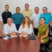 Cecilia Patrón, anunció la creación de la Unidad de Turismo y a quien sería su titular, Armando Casares Espinosa, a propuesta de representantes del sector.