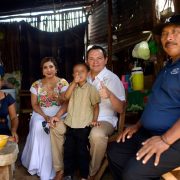 Díaz Mena enfatizó que va a mantener y fortalecer los programas sociales que han demostrado ser eficaces en la lucha contra la pobreza.