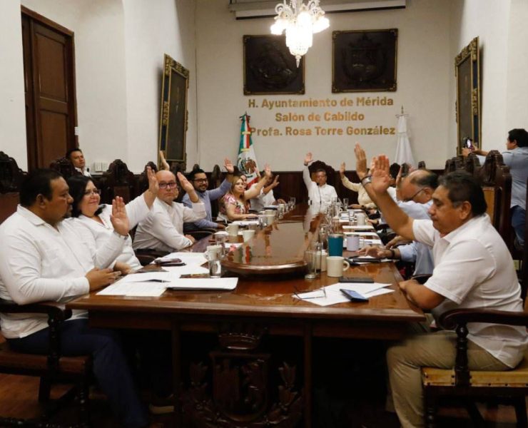 El Ayuntamiento que encabeza el Alcalde Alejandro Ruz Castro realizó la donación de dos inmuebles al Instituto de Vivienda del Estado de Yucatán y a la Agencia de Transporte de Yucatán, respectivamente.