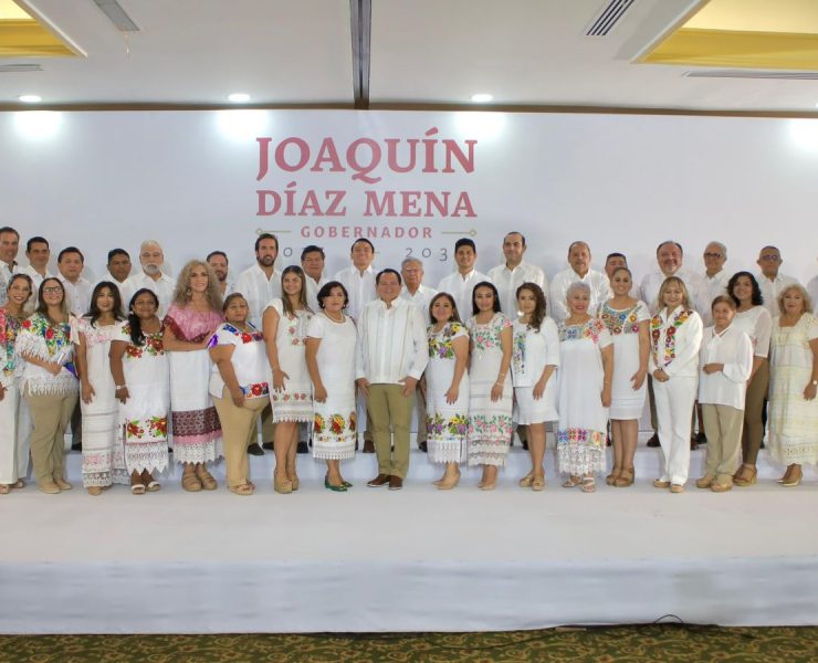 Díaz Mena presentó su Gabinete Ampliado ¿Quiénes lo conforman y cuáles son sus principales retos