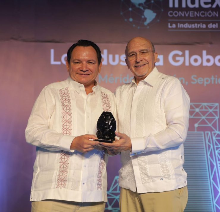 El mensaje de Díaz Mena invita a empresarios para invertir en Yucatán resonó, como un llamado claro hacia el futuro económico del estado. Con una serie de proyectos de infraestructura ambiciosos y un enfoque en el bienestar social.