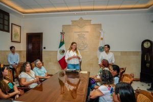 "Mérida en Domingo" ha sido un pilar en la economía de la ciudad, especialmente para los artesanos locales que dependen de este tipo de espacios para exhibir y vender sus productos. 