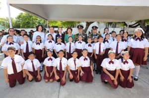 El legado de los Niños Héroes se ha mantenido vivo en la memoria de los mexicanos, y en este 177 aniversario de su gesta heroica fue conmemorado en Yucatán con una ceremonia encabezada por la encargada del Despacho del Gobernador, María Fritz Sierra.