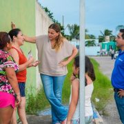 Cecilia Patrón Laviada, Presidenta Municipal de Mérida, supervisó los trabajos de atención integral de calles en diferentes colonias de la ciudad.