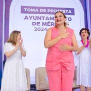 "Estoy aquí para servirles"