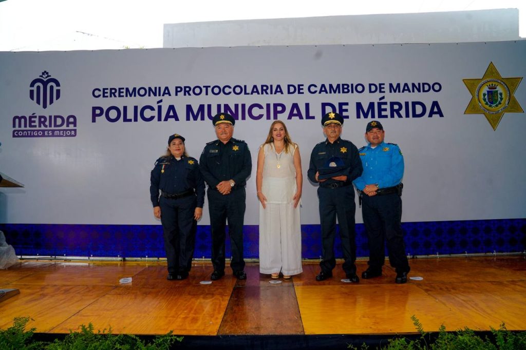la Policía Municipal de Mérida realizó el cambio de mando