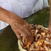 Descubre la Importancia Cultural del Mucbipollo en Hanal Pixán ¡Te Sorprenderá!